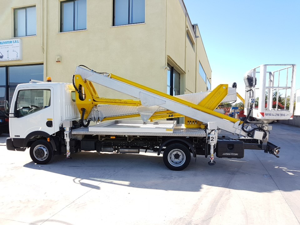 Centro Elevatori SRL - myynti-ilmoitukset undefined: kuva Centro Elevatori SRL - myynti-ilmoitukset undefined