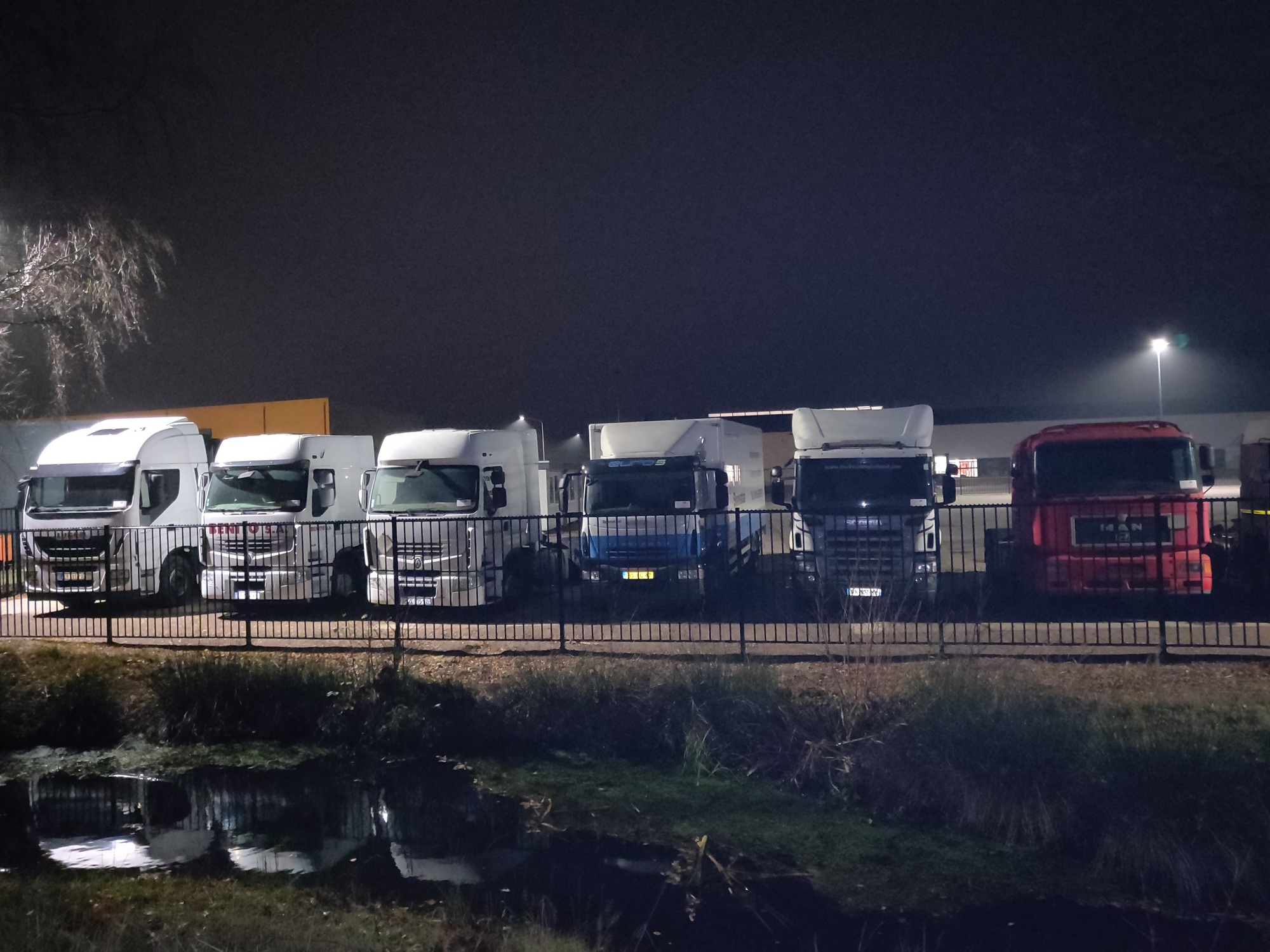 Truck Trading Holland undefined: kuva Truck Trading Holland undefined