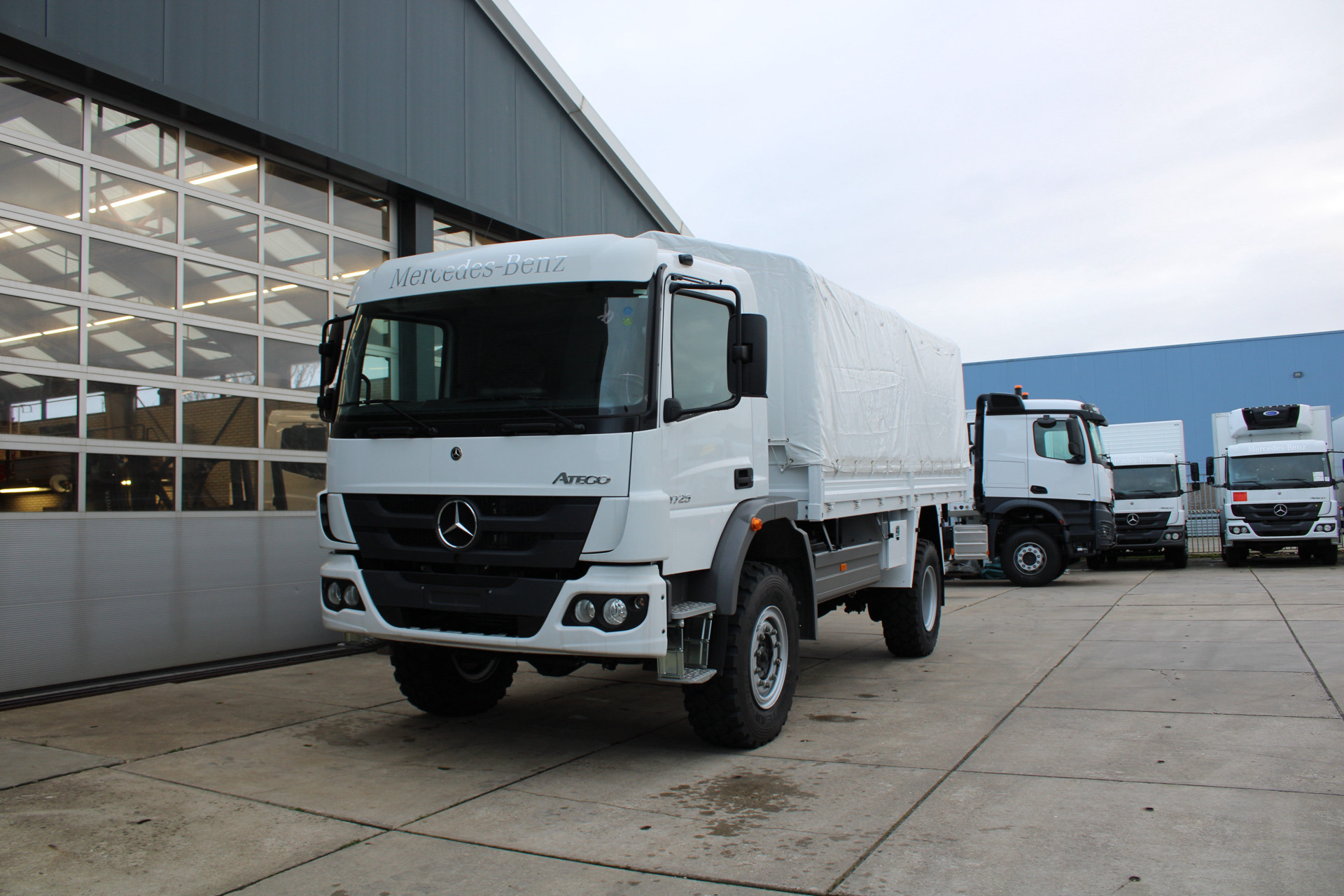 TMH Trucks undefined: kuva TMH Trucks undefined