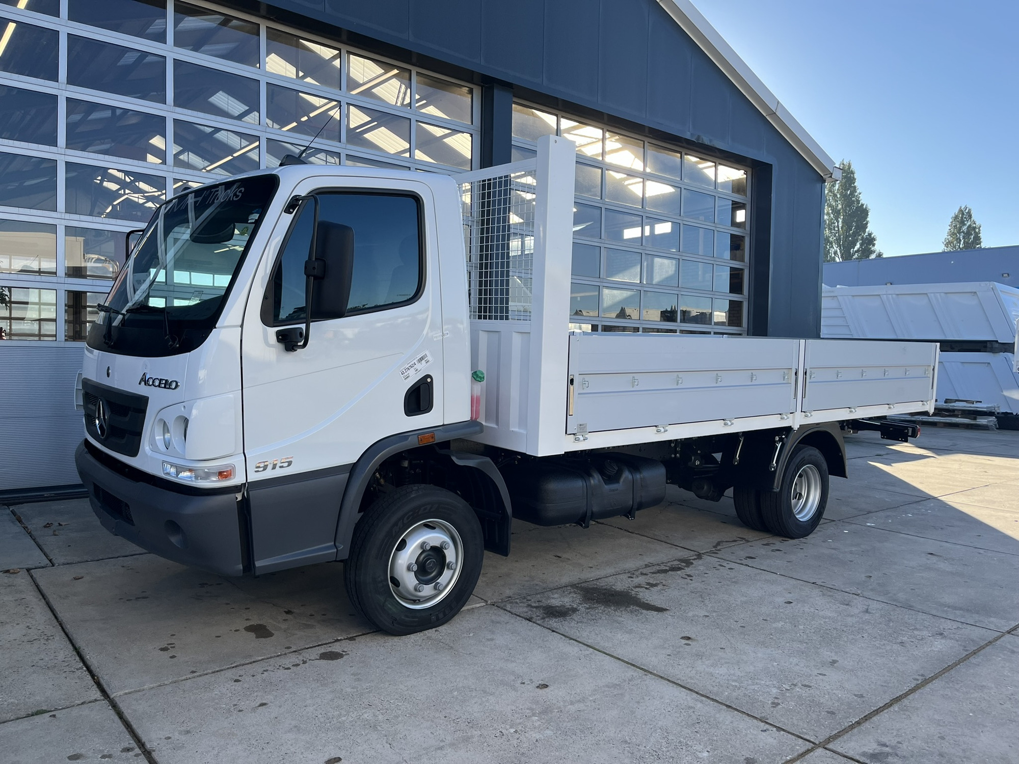 TMH Trucks undefined: kuva TMH Trucks undefined