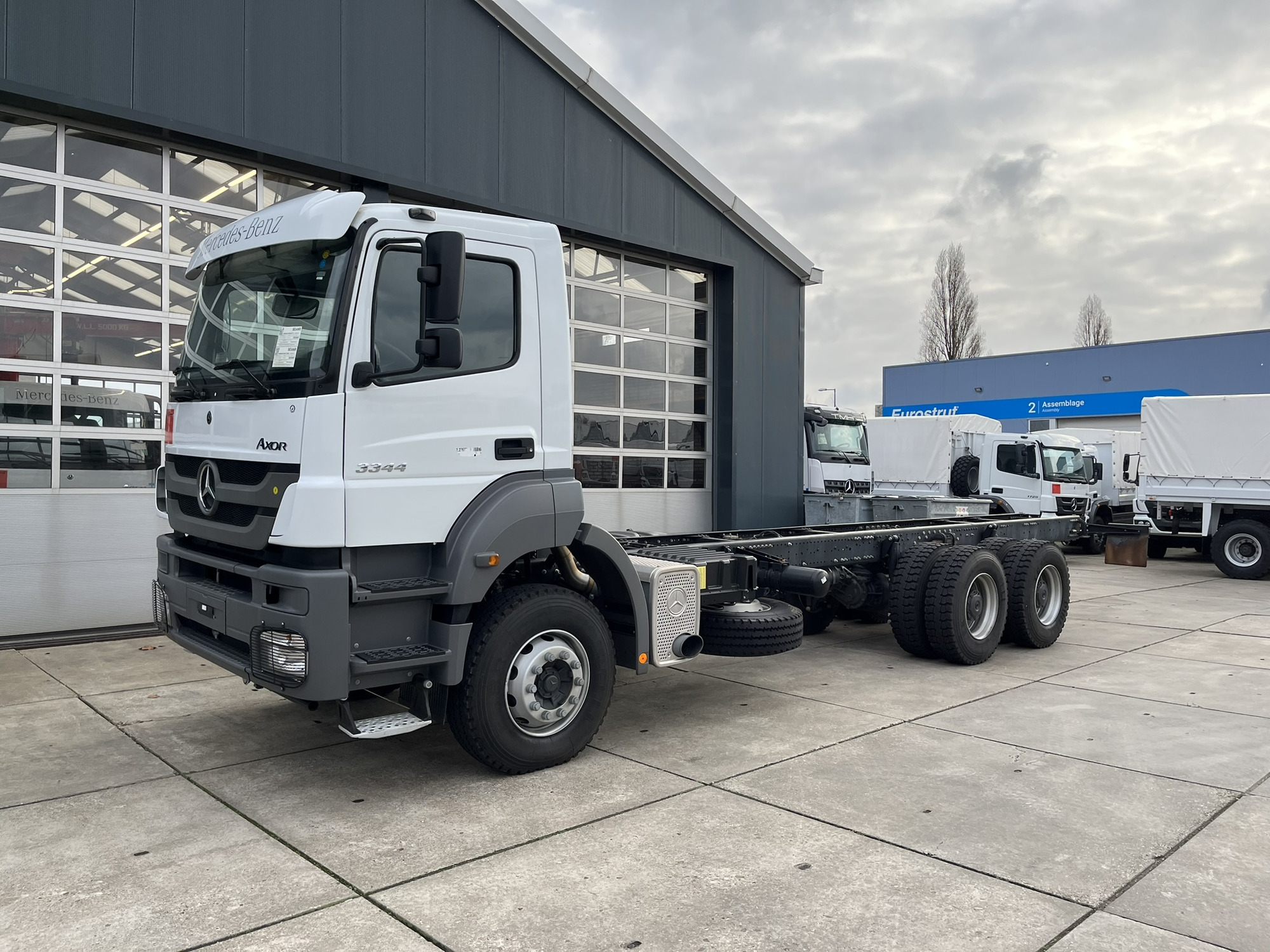 TMH Trucks undefined: kuva TMH Trucks undefined