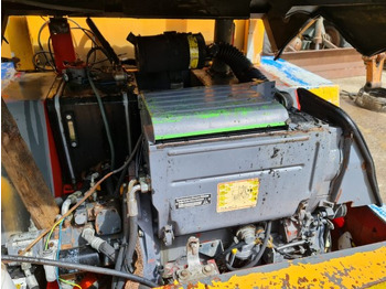 Moottori - Rakennuskoneet DEUTZ F4L1011 (MOTOR): kuva Moottori - Rakennuskoneet DEUTZ F4L1011 (MOTOR)