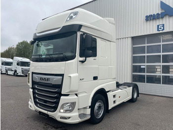 Vetopöytäauto DAF XF 480