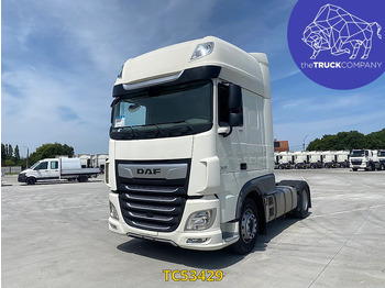 Vetopöytäauto DAF XF 480