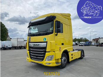 Vetopöytäauto DAF XF