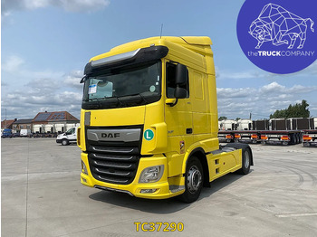 Vetopöytäauto DAF XF
