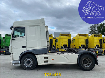 Vetopöytäauto DAF XF 105 460: kuva Vetopöytäauto DAF XF 105 460 Vetopöytäauto DAF XF 105 460: kuva Vetopöytäauto DAF XF 105 460