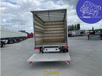 Jakeluauto VOLKSWAGEN Crafter