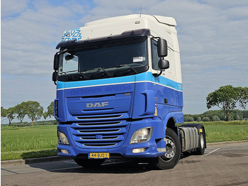 Vetopöytäauto DAF XF 440