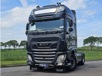 Vetopöytäauto DAF XF 480