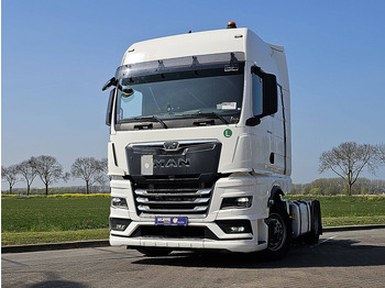 Vetopöytäauto MAN TGX 18.510