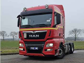 Vetopöytäauto MAN TGX