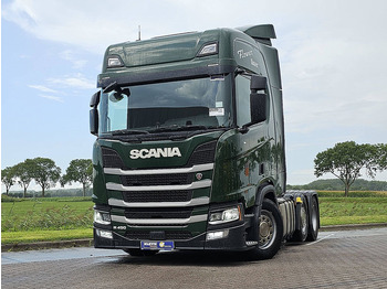 Vetopöytäauto SCANIA R 450