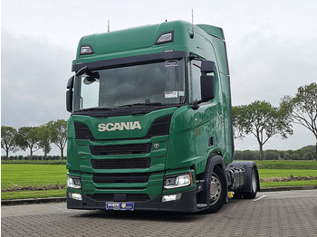 Vetopöytäauto SCANIA R 450