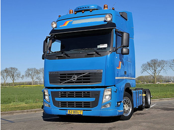 Vetopöytäauto VOLVO FH13 420