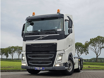Vetopöytäauto VOLVO FH 500
