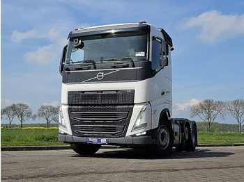 Vetopöytäauto VOLVO FH 500