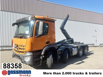 Koukkulava kuorma-auto MERCEDES-BENZ Arocs 3243