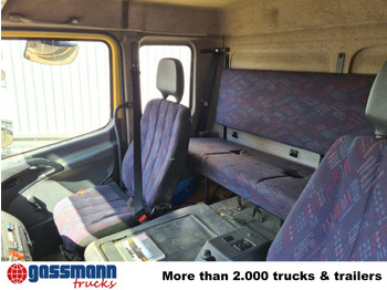 Koukkulava kuorma-auto Mercedes-Benz Atego 815 K 4x2: kuva Koukkulava kuorma-auto Mercedes-Benz Atego 815 K 4x2