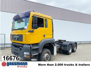 Vetopöytäauto MAN TGA 26.480