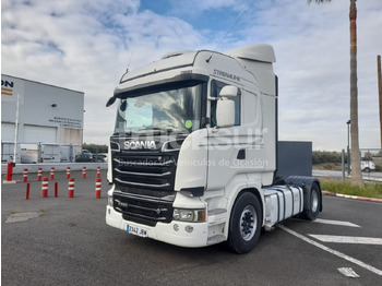 Vetopöytäauto SCANIA R 520