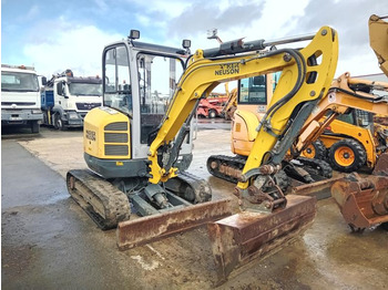 Minikuormaaja WACKER