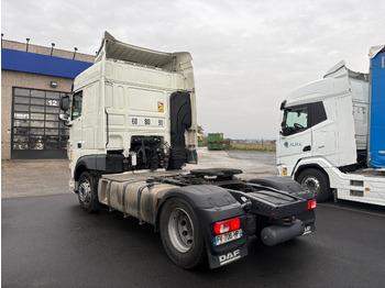 Vetopöytäauto DAF XF 480 FT: kuva Vetopöytäauto DAF XF 480 FT Vetopöytäauto DAF XF 480 FT: kuva Vetopöytäauto DAF XF 480 FT