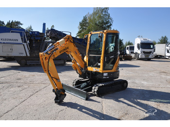 Minikuormaaja HYUNDAI