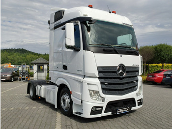 Vetopöytäauto MERCEDES-BENZ Actros 1845