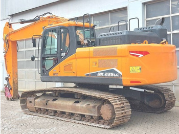 Telakaivukone Doosan DX 235 LC-7: kuva Telakaivukone Doosan DX 235 LC-7 Telakaivukone Doosan DX 235 LC-7: kuva Telakaivukone Doosan DX 235 LC-7