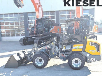 Liukuohjattu kuormaaja GIANT