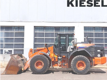 Pyöräkuormaaja HITACHI ZW250