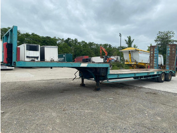 Apuvaunu puoliperävaunu Castera: kuva Apuvaunu puoliperävaunu Castera