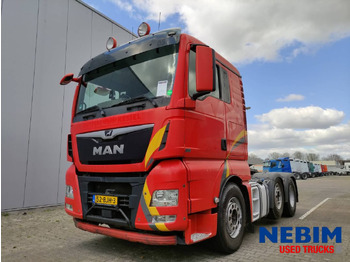 Vetopöytäauto MAN TGX