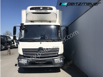 Refrigeraattori kuorma-auto MERCEDES-BENZ Atego 1530 L Tiefkühlkoffer m. LBW, Thermoking T 1200 faltb. LBW 1,5 t., Seitentür, Trennwand: kuva Refrigeraattori kuorma-auto MERCEDES-BENZ Atego 1530 L Tiefkühlkoffer m. LBW, Thermoking T 1200 faltb. LBW 1,5 t., Seitentür, Trennwand