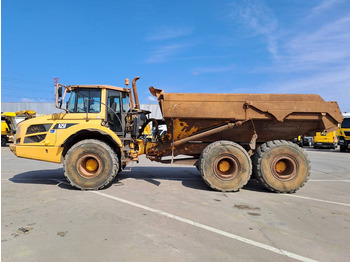 Nivelkippiauto VOLVO A25F