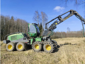 Harvesteri JOHN DEERE