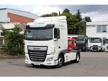 Vetopöytäauto DAF XF 480