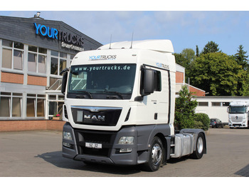 Vetopöytäauto MAN TGX 18.440