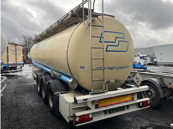 Säiliöpuoliperävaunu Lag 32.000 l Lebensmitteltank, 3 Kammern, ADR: kuva Säiliöpuoliperävaunu Lag 32.000 l Lebensmitteltank, 3 Kammern, ADR