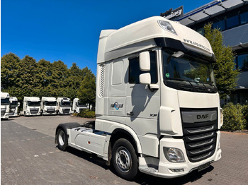 Vetopöytäauto DAF XF 480