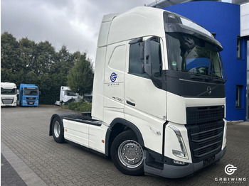 Vetopöytäauto VOLVO FH 500