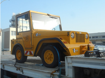 Pushback-traktori 2MB MB30: kuva Pushback-traktori 2MB MB30 Pushback-traktori 2MB MB30: kuva Pushback-traktori 2MB MB30