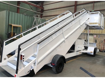 Matkustajaportaat EINSA Passenger Stairs EDU Wide: kuva Matkustajaportaat EINSA Passenger Stairs EDU Wide