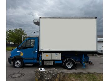 Catering-ajoneuvo SOVAM CT5DC: kuva Catering-ajoneuvo SOVAM CT5DC Catering-ajoneuvo SOVAM CT5DC: kuva Catering-ajoneuvo SOVAM CT5DC