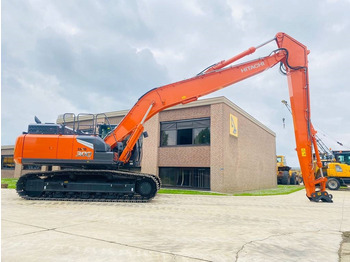 Uusi Telakaivukone Hitachi ZX 300lc-7: kuva Uusi Telakaivukone Hitachi ZX 300lc-7