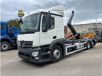 Koukkulava kuorma-auto MERCEDES-BENZ Actros 2543