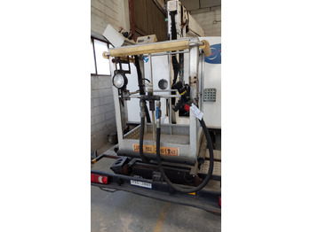 Jäänpoistoauto CDII/1000/GT12 Langa deicer: kuva Jäänpoistoauto CDII/1000/GT12 Langa deicer Jäänpoistoauto CDII/1000/GT12 Langa deicer: kuva Jäänpoistoauto CDII/1000/GT12 Langa deicer