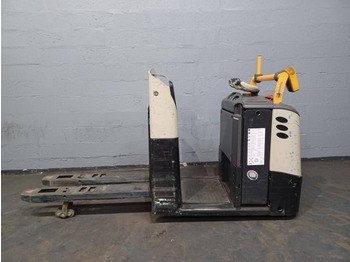 Kerailytrukki Crown GPC3020: kuva Kerailytrukki Crown GPC3020 Kerailytrukki Crown GPC3020: kuva Kerailytrukki Crown GPC3020