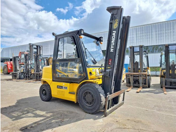 Kaasutrukki Hyundai 40L-7A: kuva Kaasutrukki Hyundai 40L-7A